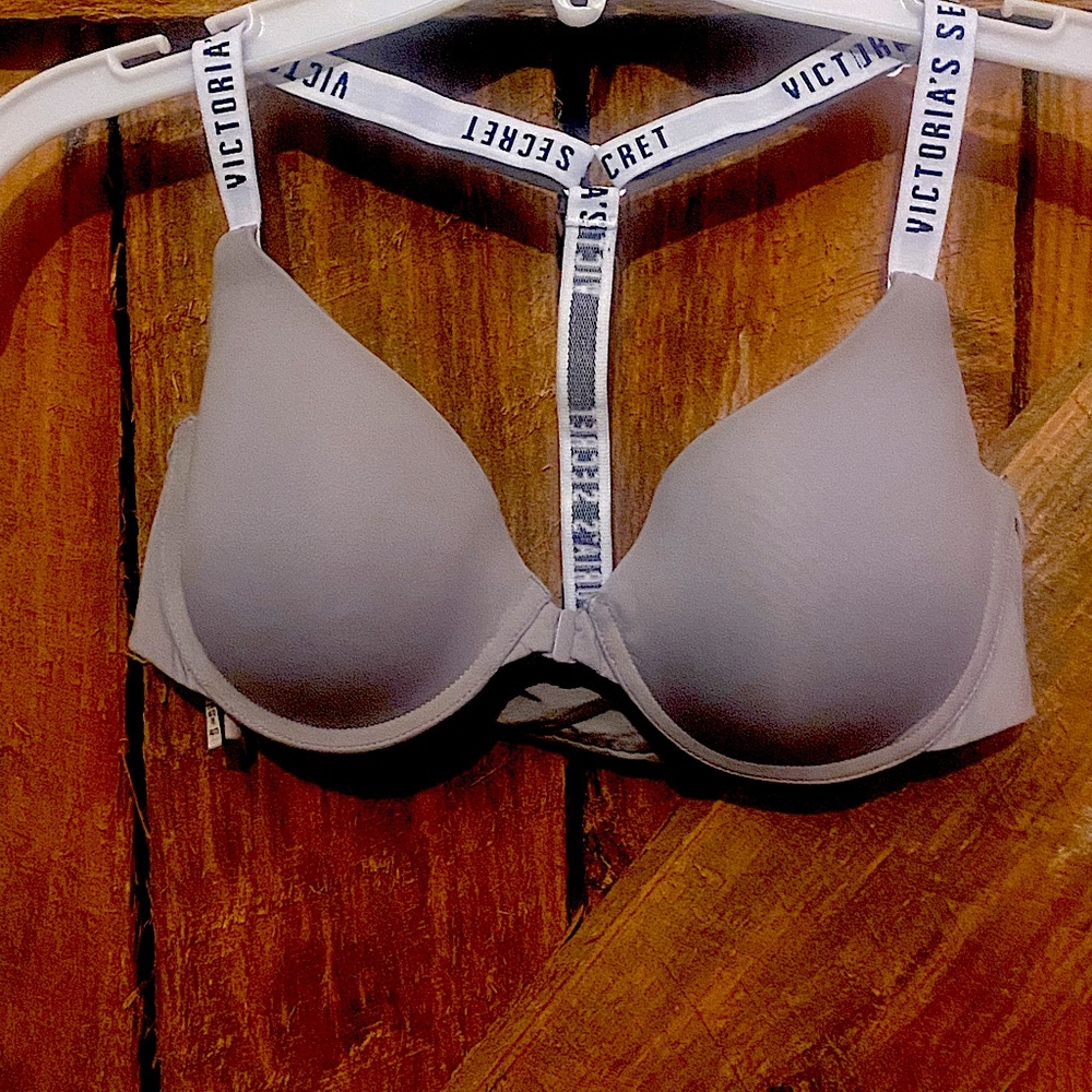 Victoria’s Secret bra!